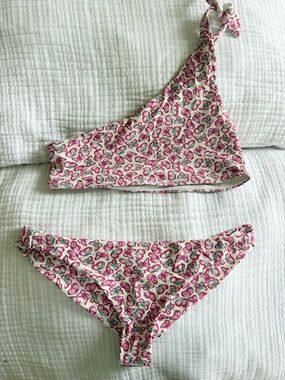 Frankie’s bikini Pink Floral One-Shoulder Bikini Set